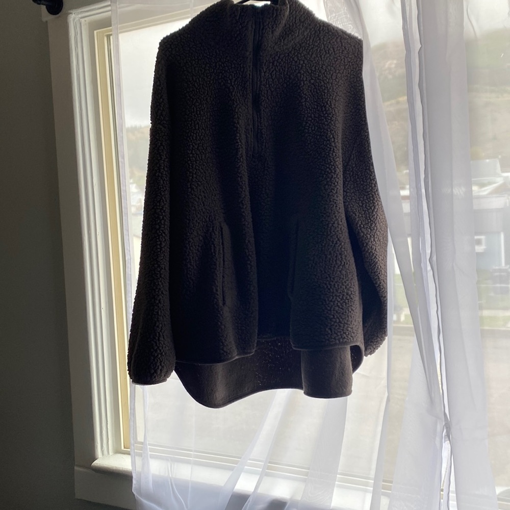 Brown fuzzy quarter zip
